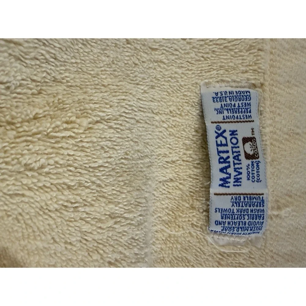 Vintage Cream Floral Martex Invitation  Bath Towel 100 % Cotton